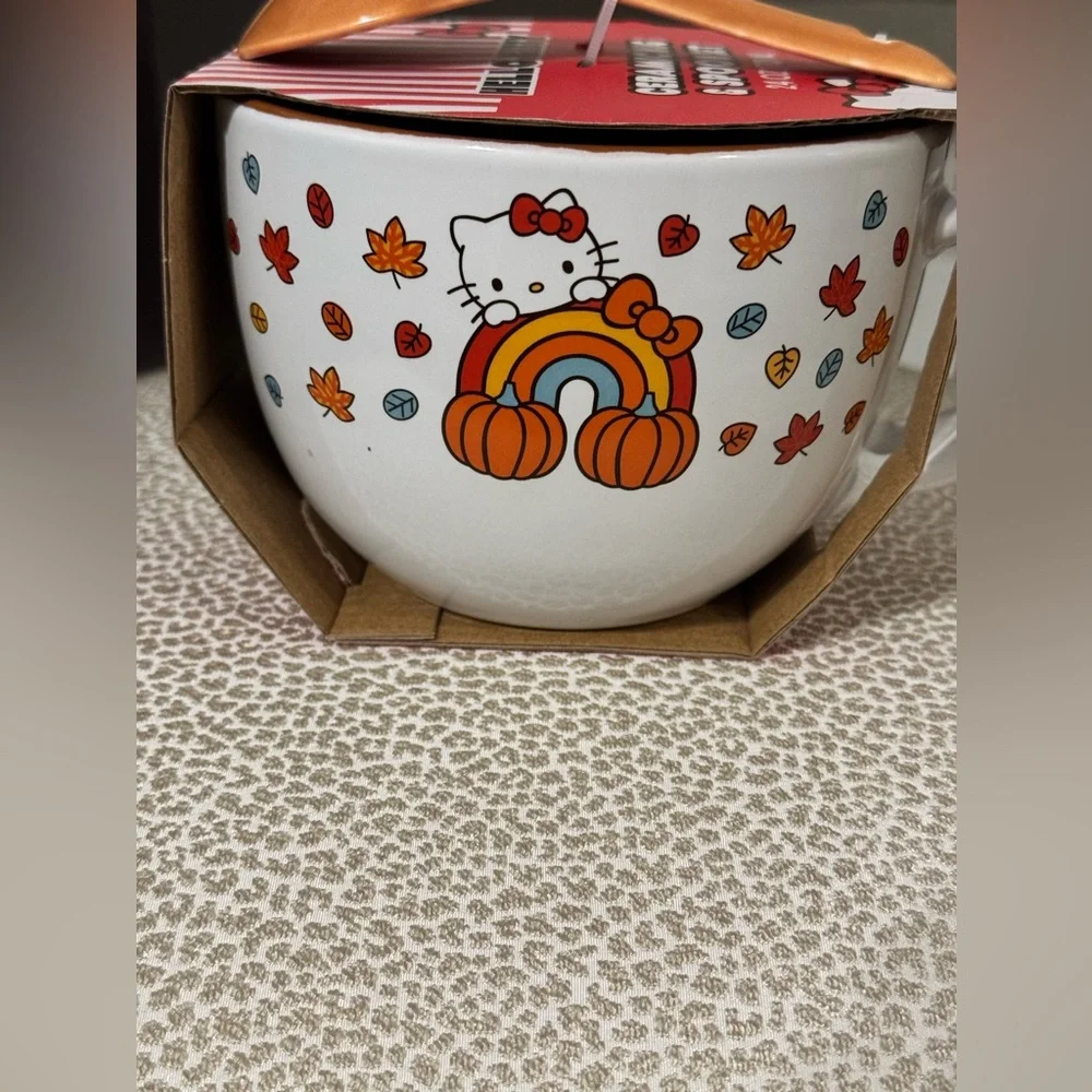 24oz Hello Kitty Ceramic Mug & Spoon Set! - Picture 3 of 5